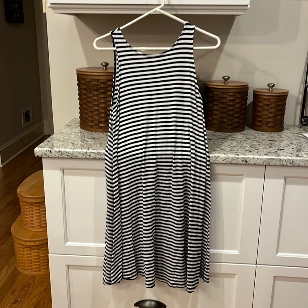 Old navy sleeveless dress